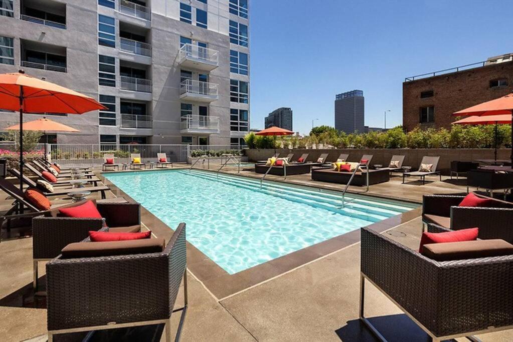 June Specials- Suite Spot Dtla- Free Parking For One Car! Los Angeles Eksteriør billede